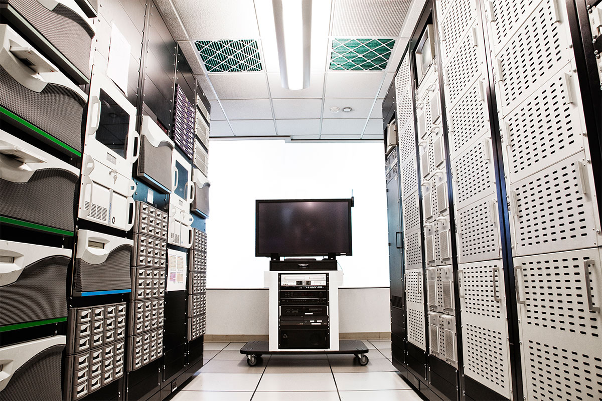 ketosstorage racks aligned in a computer server room
